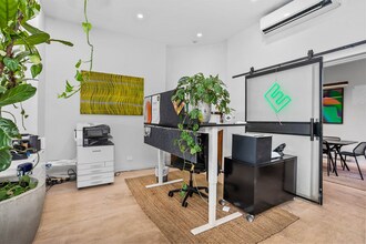 271 Swan Street, Richmond for lease Interior Photo- Image 1 of 5