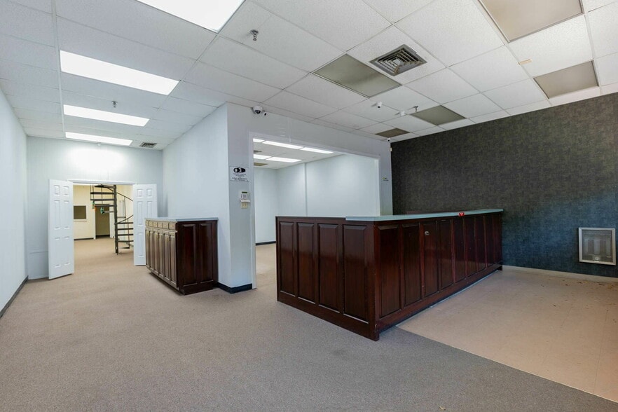1237 Broadway, Columbus, GA for sale - Building Photo - Image 2 of 29