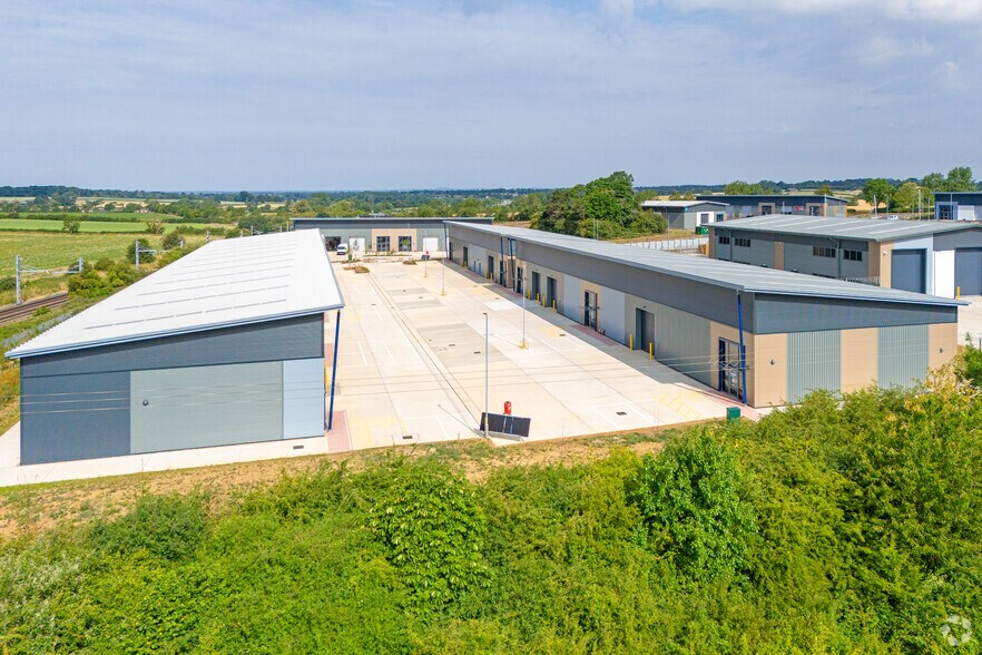 Winstow Rd, Leicester à louer - Photo du bâtiment - Image 2 de 7