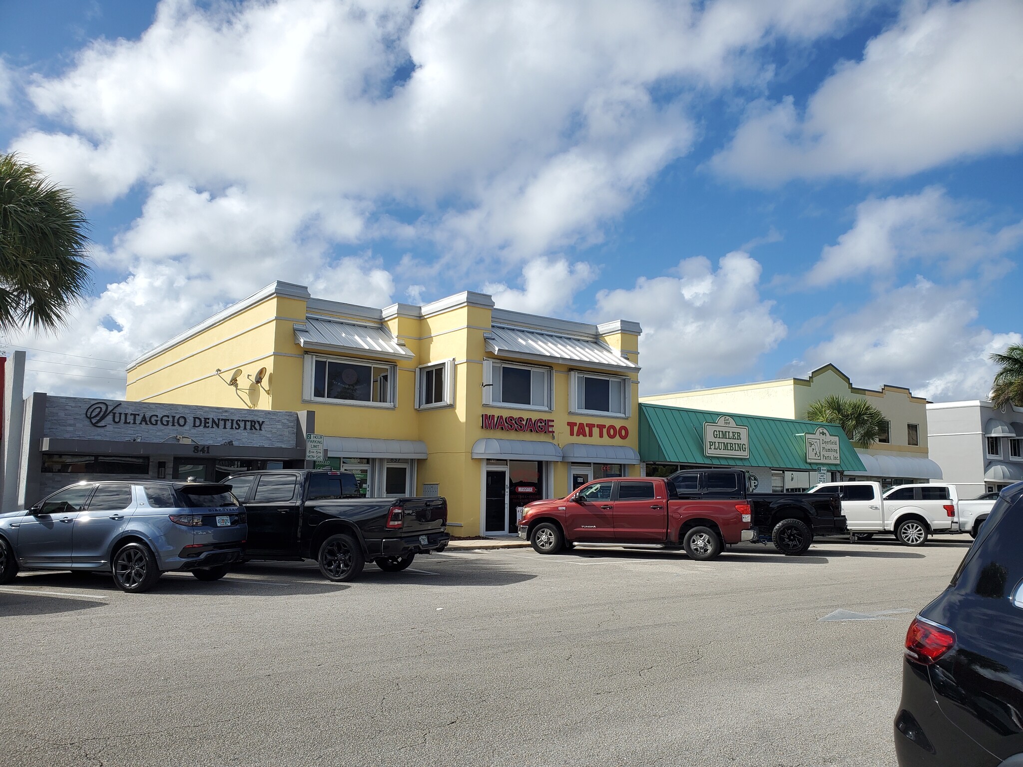 833-839 SE 8th Ave, Deerfield Beach, FL for lease Interior Photo- Image 1 of 17