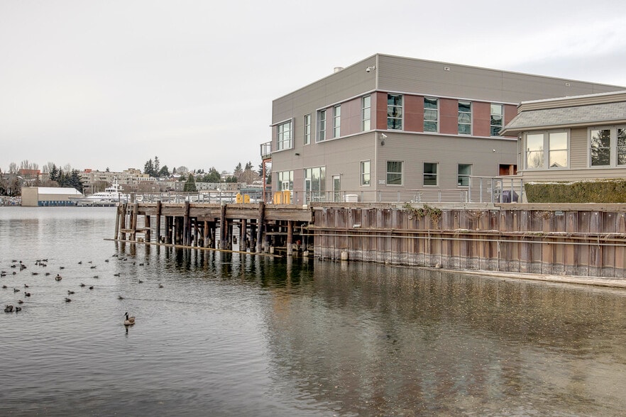 88 E Hamlin St, Seattle, WA à vendre - Photo du bâtiment - Image 3 de 30