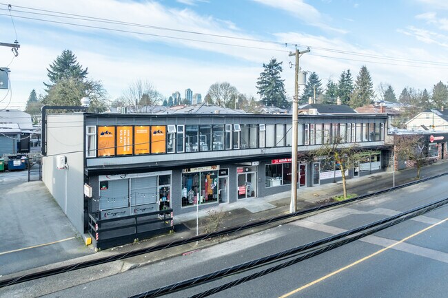 Plus de détails pour 7673 6th St, Burnaby, BC - Bureau, Local d'activités à louer