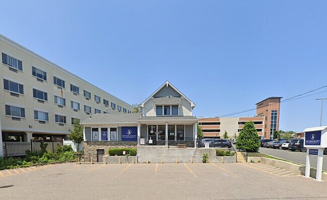 Plus de détails pour 319 Union Ave, Westbury, NY - Bureau/Médical à louer