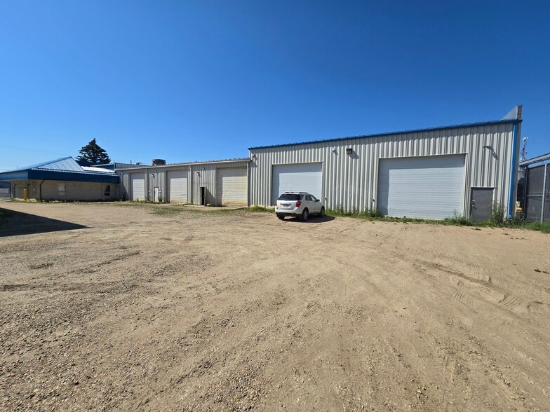 4628 62 St, Red Deer, AB for lease - Building Photo - Image 2 of 19
