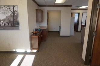 1200 Hosford St, Hudson, WI for lease Interior Photo- Image 2 of 7