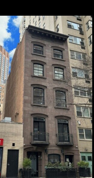 104 E 36th St, New York, NY à vendre - Photo du bâtiment - Image 1 de 9