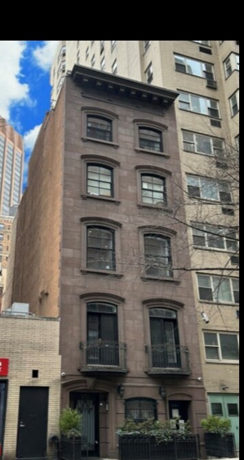 104 E 36th St, New York, NY à vendre Photo du bâtiment- Image 1 de 10