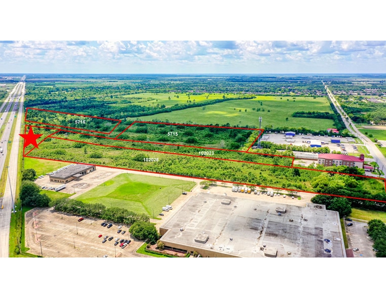 4040 Interstate 10 S, Beaumont, TX for sale - Building Photo - Image 2 of 7
