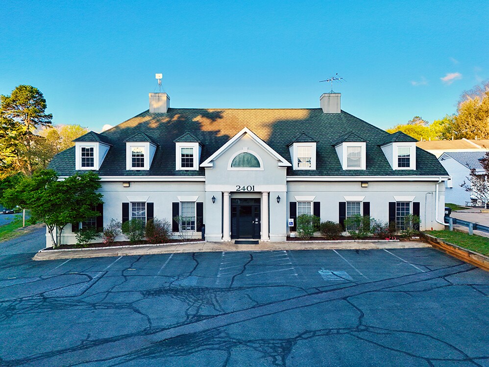 2401 Hydraulic Rd, Charlottesville, VA for lease Building Photo- Image 1 of 4