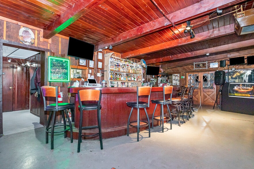 2715 W Ridge Rd, Gary, IN for lease - Interior Photo - Image 3 of 7