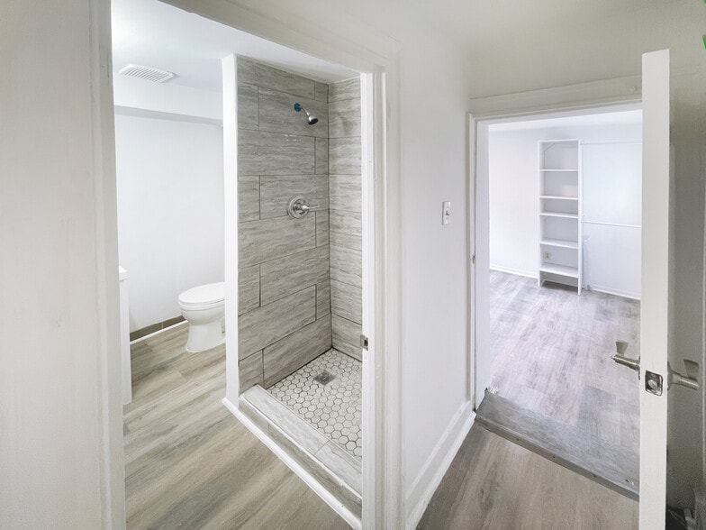 797 Carroll St, Baltimore, MD for sale - Interior Photo - Image 3 of 9