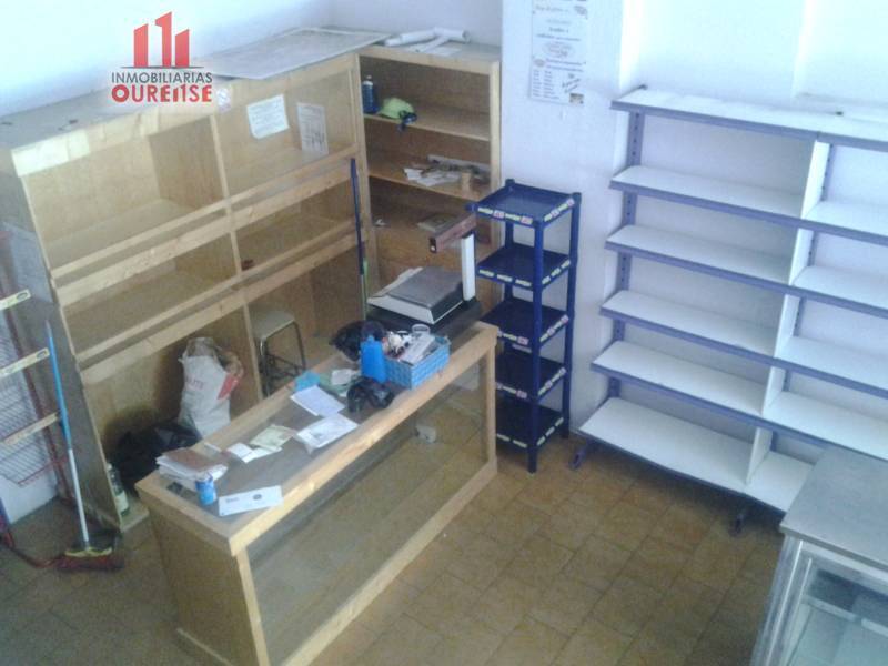 Retail in Ourense, Orense for lease Building Photo- Image 1 of 7