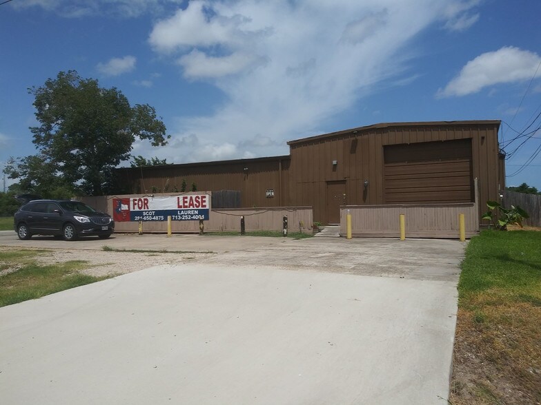 3723 Fm 646 Rd N, Santa Fe, TX for sale - Building Photo - Image 2 of 14