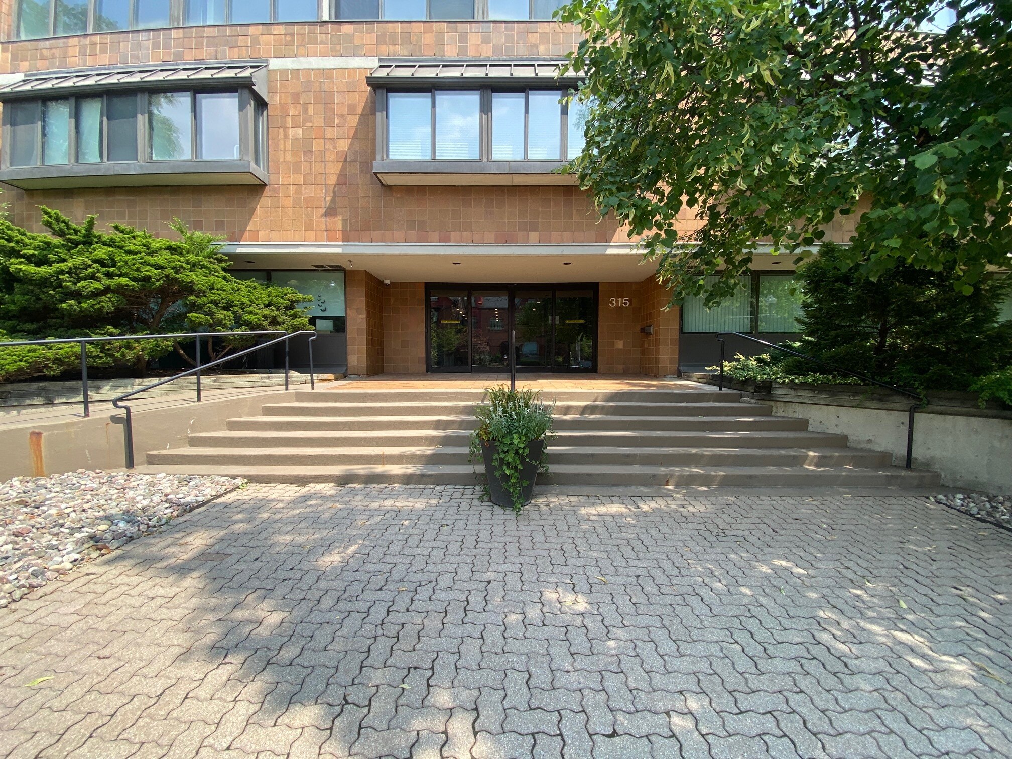 40 Oaklands Ave, Toronto, ON for sale Building Photo- Image 1 of 1