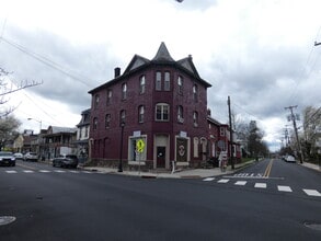 125 Main St, Flemington, NJ à louer Photo du bâtiment- Image 2 de 11