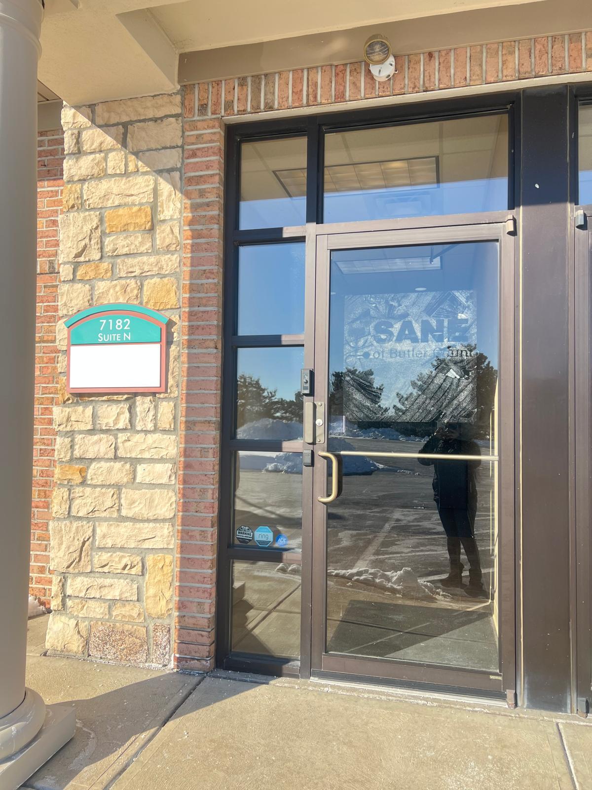 7182 Liberty Centre Dr, West Chester, OH for lease Interior Photo- Image 1 of 12