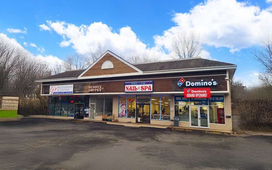 37 Route 59 Hwy, Nyack, NY à louer - Photo du bâtiment - Image 1 de 6