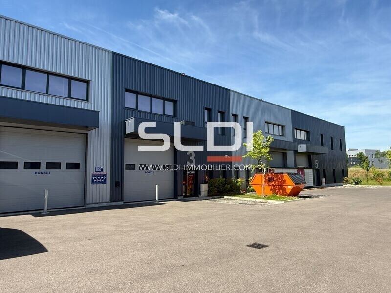 15 Rue Georges Charpak, Bourgoin-Jallieu for lease Building Photo- Image 1 of 5