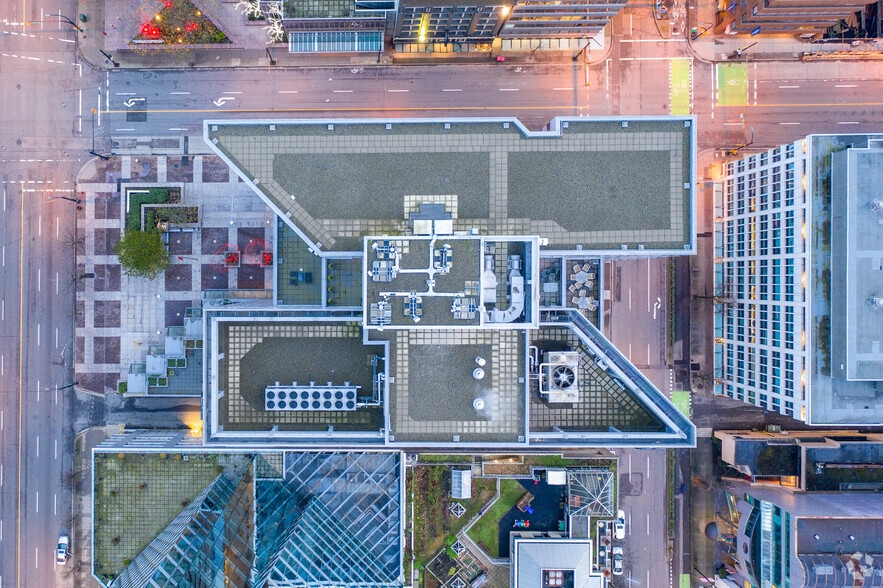 510 Burrard St, Vancouver, BC for lease - Building Photo - Image 3 of 15