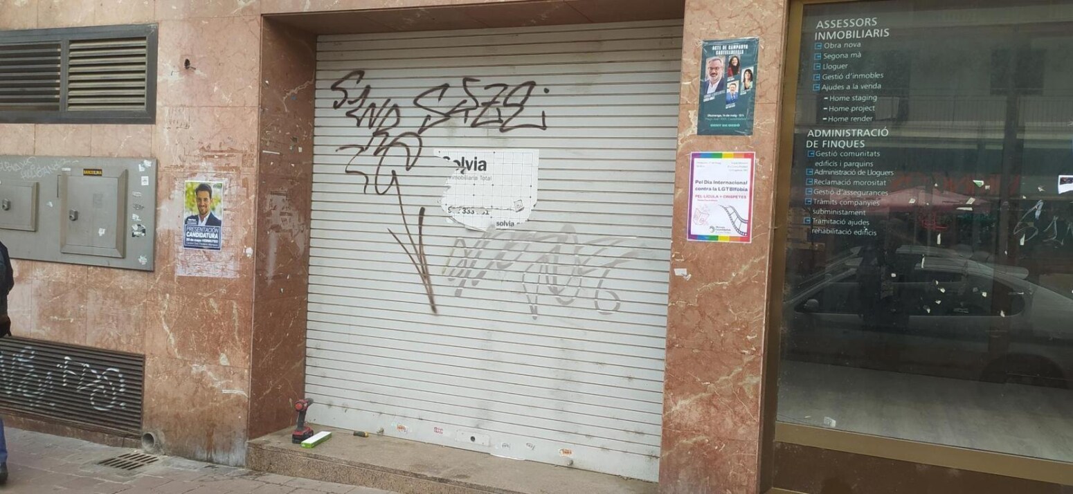 Immeuble residentiel dans Castelldefels, Barcelona à vendre Photo principale- Image 1 de 5