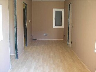 Plus de détails pour Multi-résidentiel à vendre