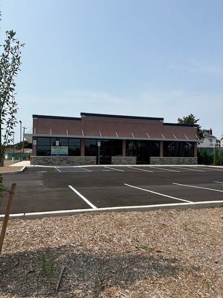 3395a Great Neck Rd, North Amityville, NY for lease - Building Photo - Image 3 of 7