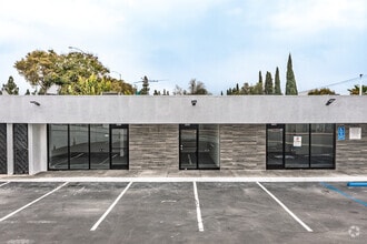 2329-2335 W Sequoia Ave, Anaheim, CA for lease Building Photo- Image 1 of 4