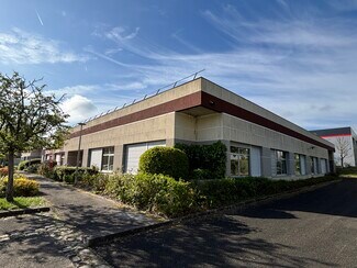 Plus de détails pour 16 Avenue Jean D'Alembert, Trappes - Flex à vendre