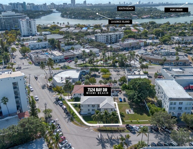 7124 Bay Dr, Miami Beach, FL à vendre - Photo du bâtiment - Image 2 de 13