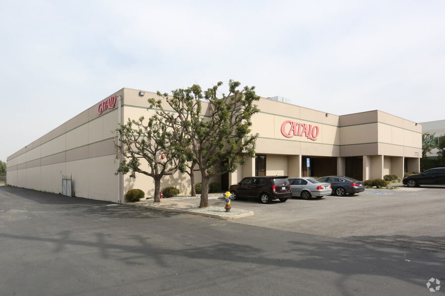 17721 E Railroad St, City Of Industry, CA for lease - Primary Photo - Image 1 of 30