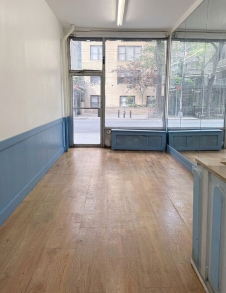 320-324 E 49th St, New York, NY for lease - Building Photo - Image 2 of 7