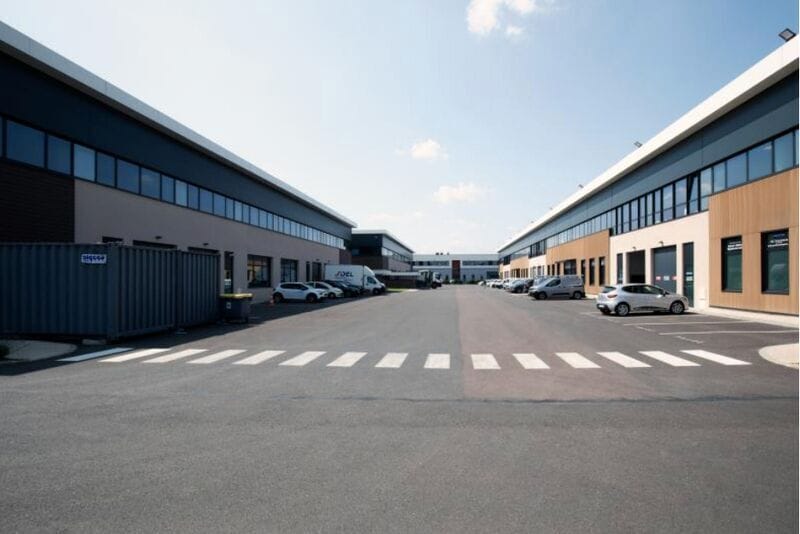 Flex in Gennevilliers for lease - Building Photo - Image 2 of 8