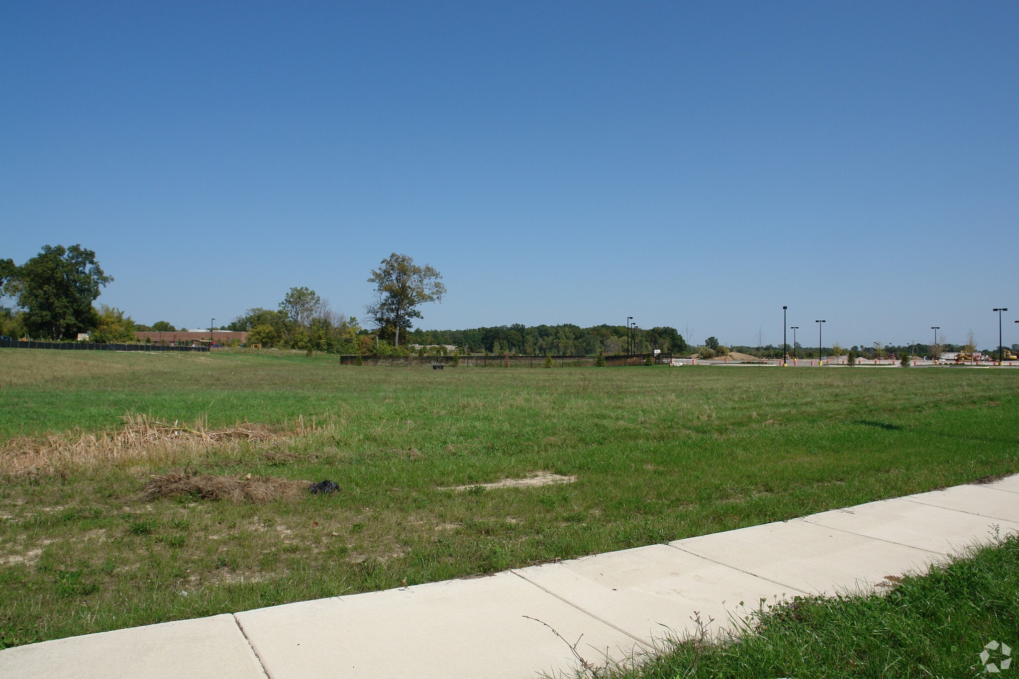 6831 S State Rd, Saline, MI à louer Photo du bâtiment- Image 1 de 5