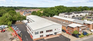 Plus de détails pour 63 Victoria Rd, Burgess Hill - Industriel à vendre