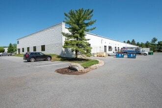 6520 Stonegate Dr, Allentown, PA for lease Building Photo- Image 2 of 9