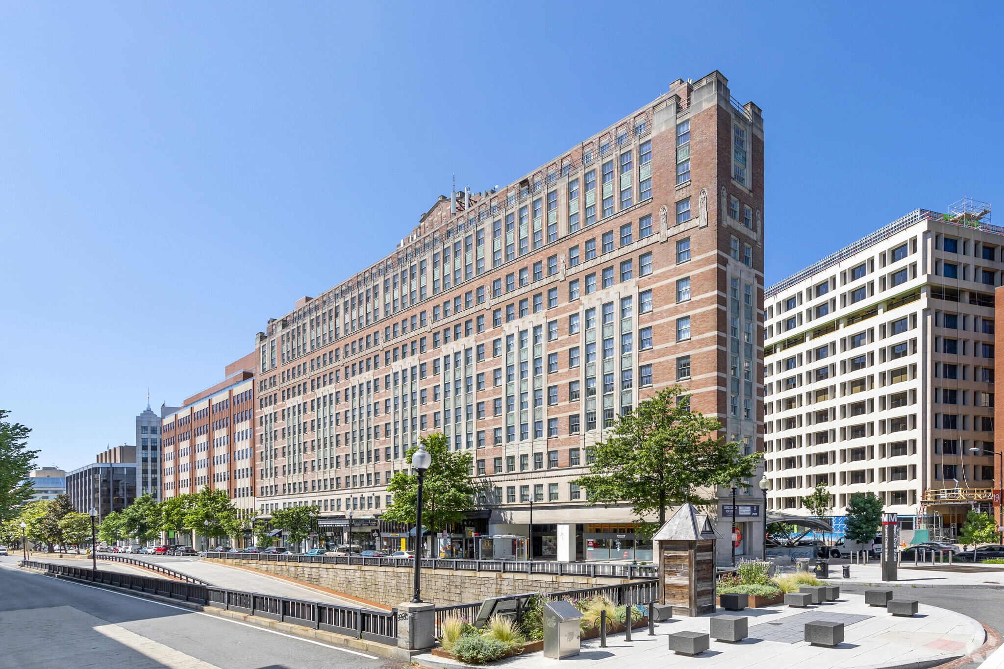 1350 Connecticut Ave NW, Washington, DC for lease Building Photo- Image 1 of 13