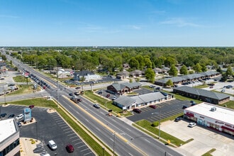 1340 W Battlefield St, Springfield, MO - AERIAL  map view
