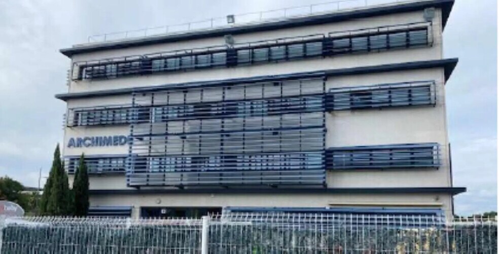 Office in Montpellier for lease - Building Photo - Image 2 of 11