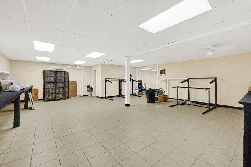8510 C E King Pky, Houston, TX à vendre - Photo du bâtiment - Image 2 de 9