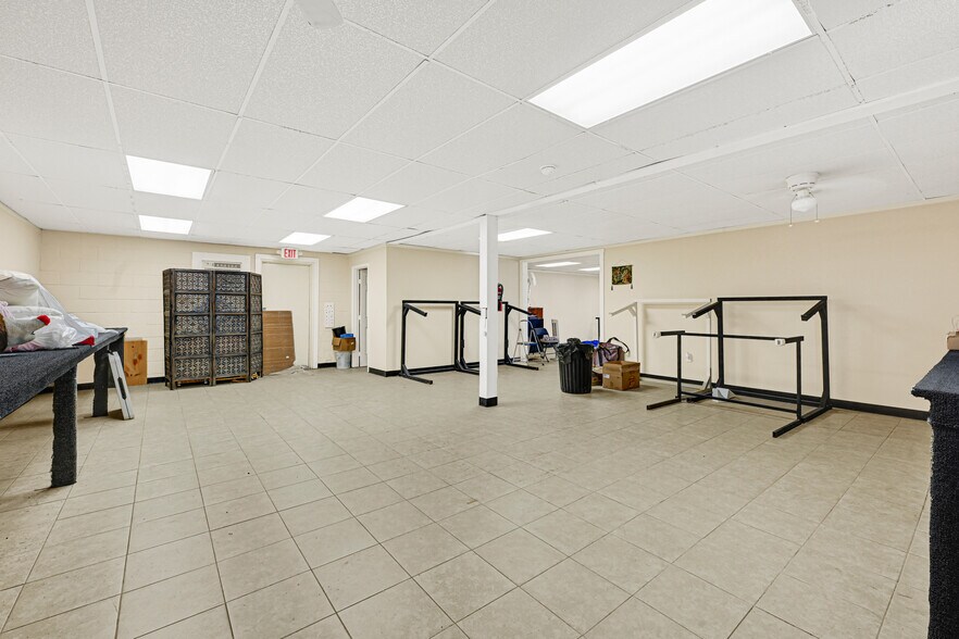 8510 C E King Pky, Houston, TX à vendre - Photo du bâtiment - Image 2 de 9