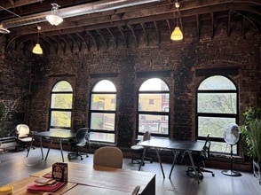 659 Columbia St, New Westminster, BC for lease Interior Photo- Image 1 of 7