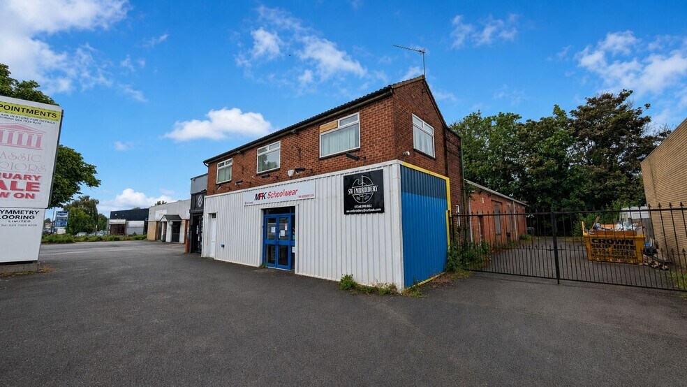 Weddington Rd, Nuneaton à louer - Photo du bâtiment - Image 1 de 2