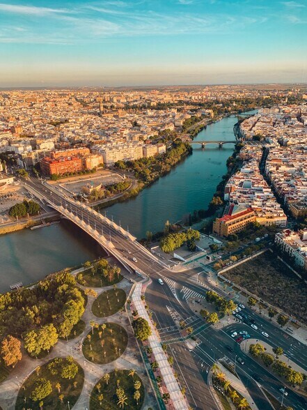 Calle de Fridex Tres, Alcala de Guadaira, Polígono, S/N, SEVILLA, Sevilla à louer - Photo du bâtiment - Image 3 de 10