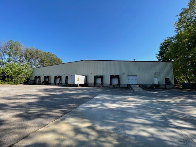 5921 Greenwood Pky SE, Bessemer, AL à vendre - Photo du bâtiment - Image 2 de 6