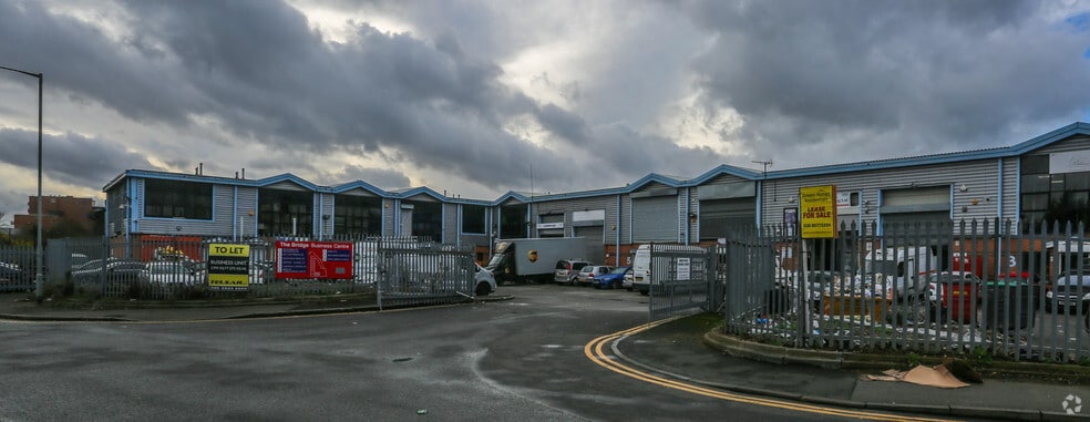 Bridge Rd, Southall for sale - Building Photo - Image 3 of 9