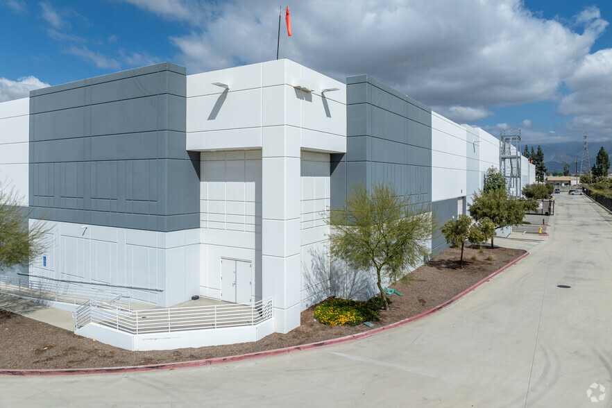 1445 S Tippecanoe Ave, San Bernardino, CA for lease - Building Photo - Image 3 of 6