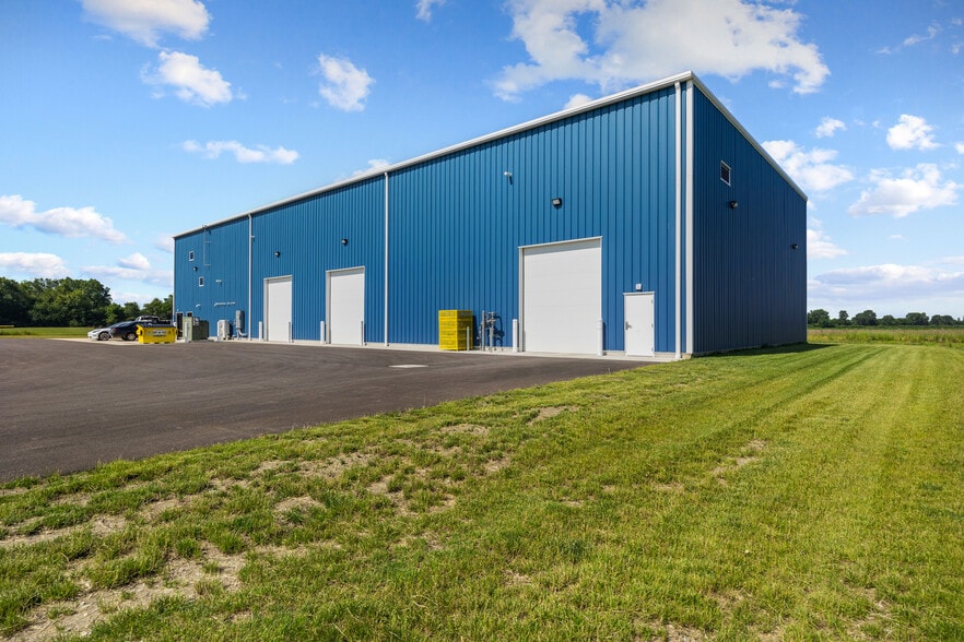 19 Fort Monroe Industrial Pkwy, Monroeville, OH à vendre - Photo du bâtiment - Image 3 de 8