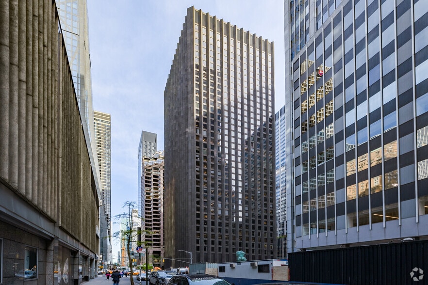 51 W 52nd St, New York, NY for lease - Primary Photo - Image 1 of 14