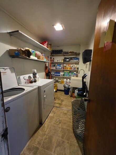 7850 NY-5, Saint Johnsville, NY à vendre - Photo intérieure - Image 2 de 42