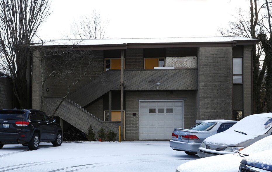 3305 Dixie Hwy, Erlanger, KY à vendre - Photo du bâtiment - Image 3 de 3